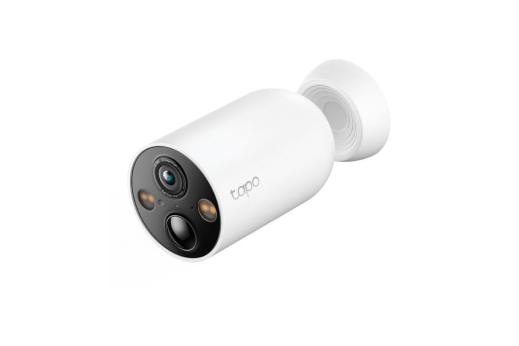 3. กล้องวงจรปิดไร้สาย ยี่ห้อ TP-Link Tapo C425 ราคา 3,440 บาท