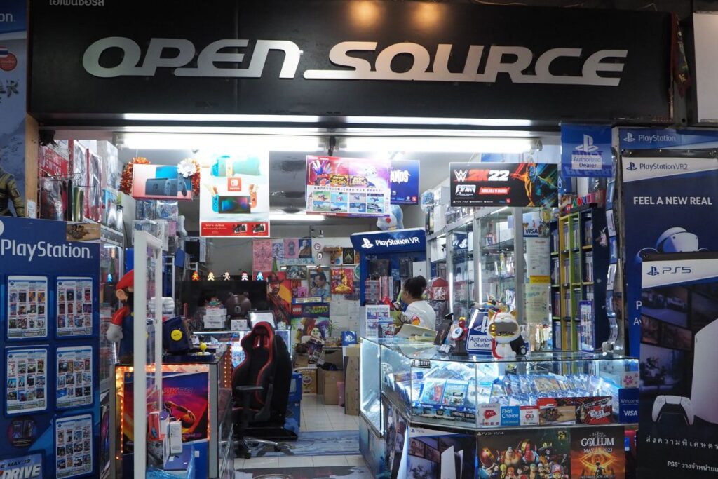 Open Source ชั้น 4 ฟอร์จูนทาวน์
