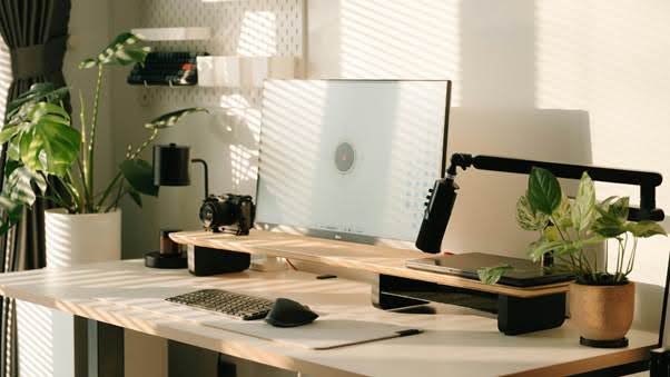 จัดโต๊ะทำงาน